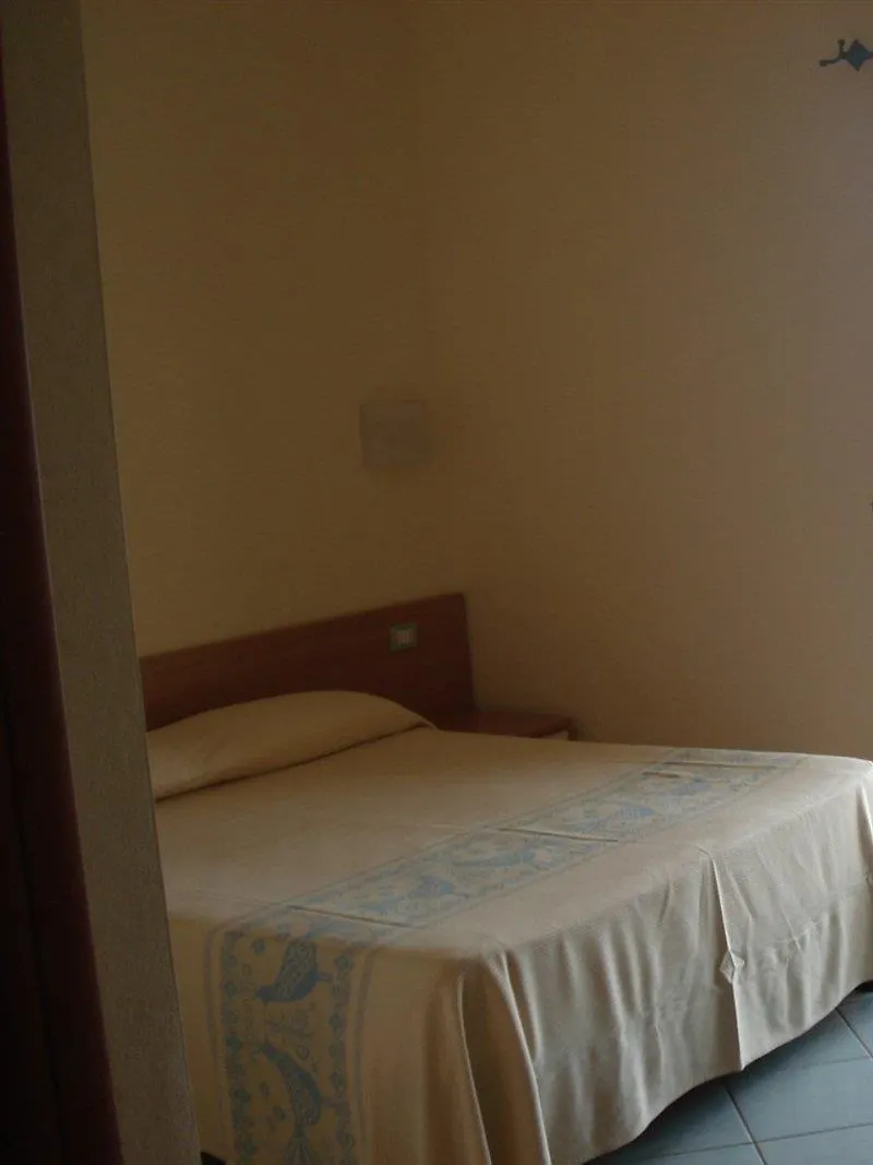 Hotel Baia Marina Orosei 3*,